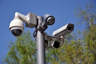 Energetyka i gazownictwo pod presją. Jak budować skuteczne systemy ochrony infrastruktury krytycznej?